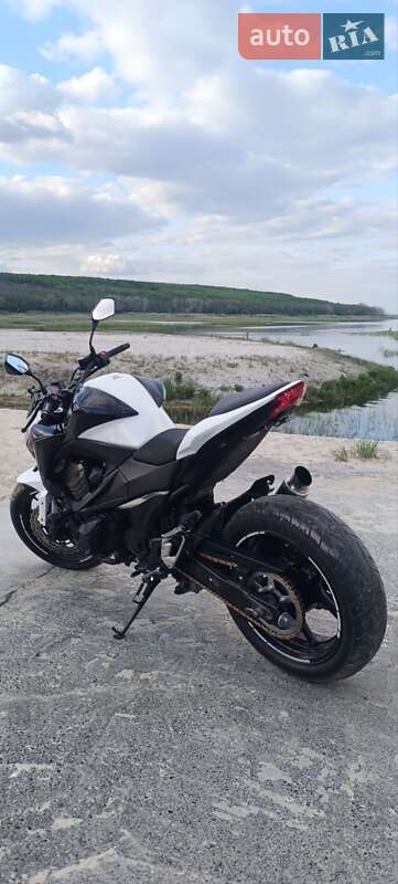 Мотоцикл Без обтікачів (Naked bike) Kawasaki Z 800 2016 в Ізюмі