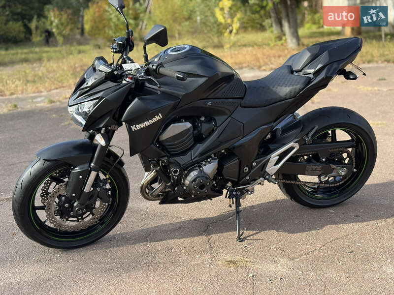 Мотоцикл Без обтекателей (Naked bike) Kawasaki Z 800 2013 в Сновске фото 7 Мотоцикл Без обтекателей (Naked bike) Kawasaki Z 800 2013 в Сновске