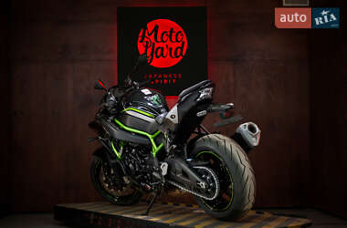 Спортбайк Kawasaki Z H2 2020 в 