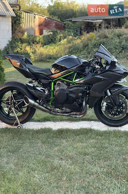 Спортбайк Kawasaki Z H2 2019 в 