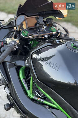 Спортбайк Kawasaki Z H2 2019 в 