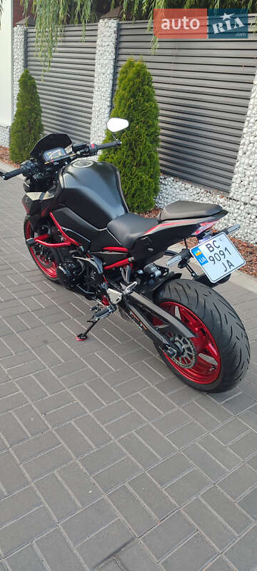 Мотоцикл Без обтікачів (Naked bike) Kawasaki Z900 2021 в Черкасах