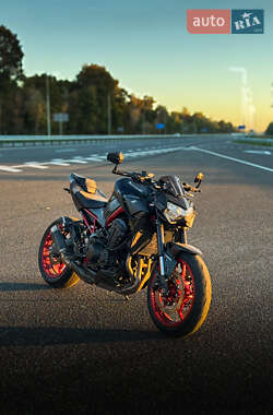 Мотоцикл Без обтікачів (Naked bike) Kawasaki Z900 2024 в Києві