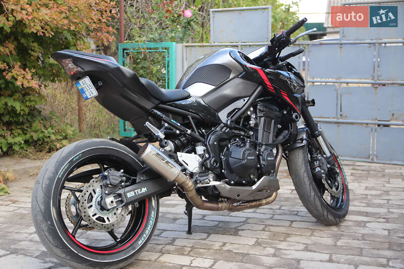 Мотоцикл Без обтікачів (Naked bike) Kawasaki Z900 2023 в П'ятихатках
