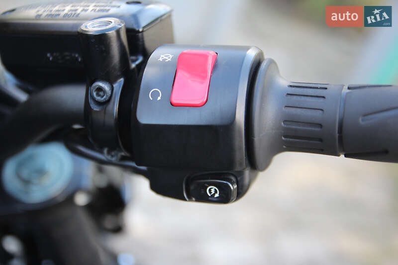 Мотоцикл Без обтікачів (Naked bike) Kawasaki Z900 2023 в П'ятихатках