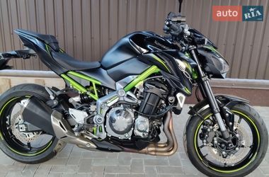 Мотоцикл Без обтекателей (Naked bike) Kawasaki Z900 2018 в Белогородке