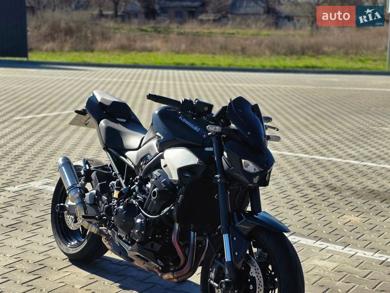Мотоцикл Без обтекателей (Naked bike) Kawasaki Z900 2025 в Тараще