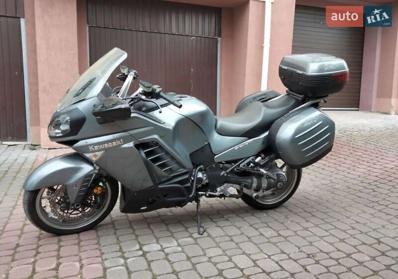 Мотоцикл Спорт-туризм Kawasaki ZG 1400 2007 в 