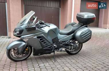 Мотоцикл Спорт-туризм Kawasaki ZG 1400 2007 в 