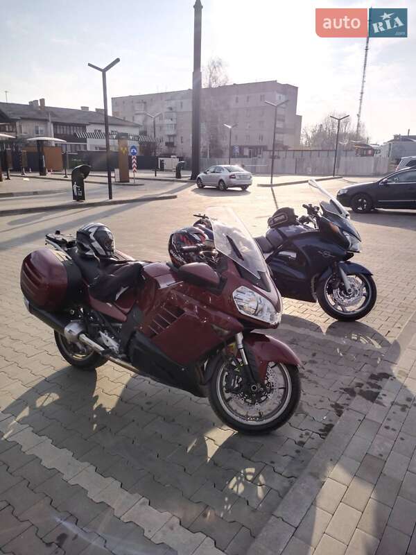 Мотоцикл Спорт-туризм Kawasaki ZG 1400 2008 в Сарнах