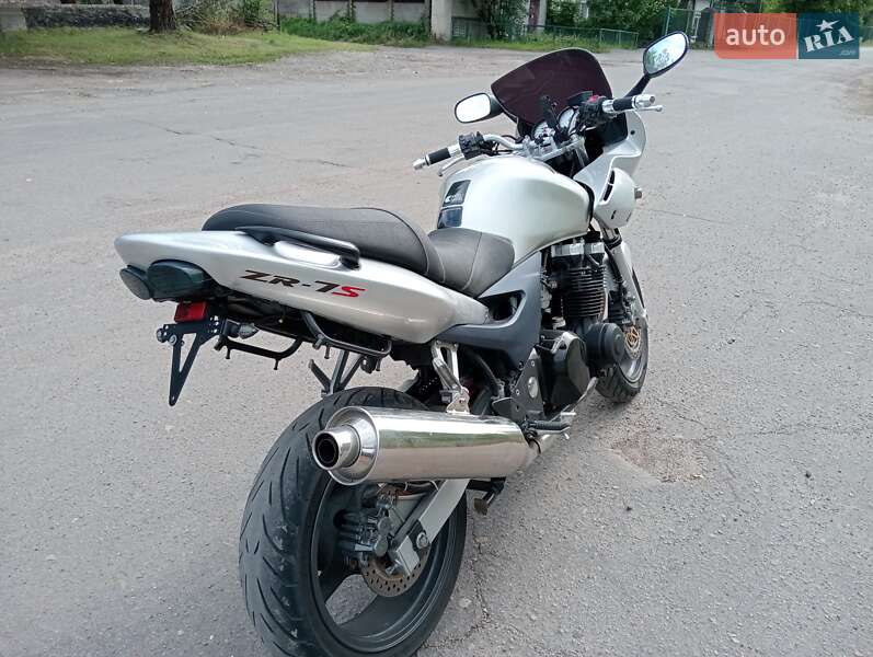 Мотоцикл Классік Kawasaki ZR 7S 2004 в Нововолинську