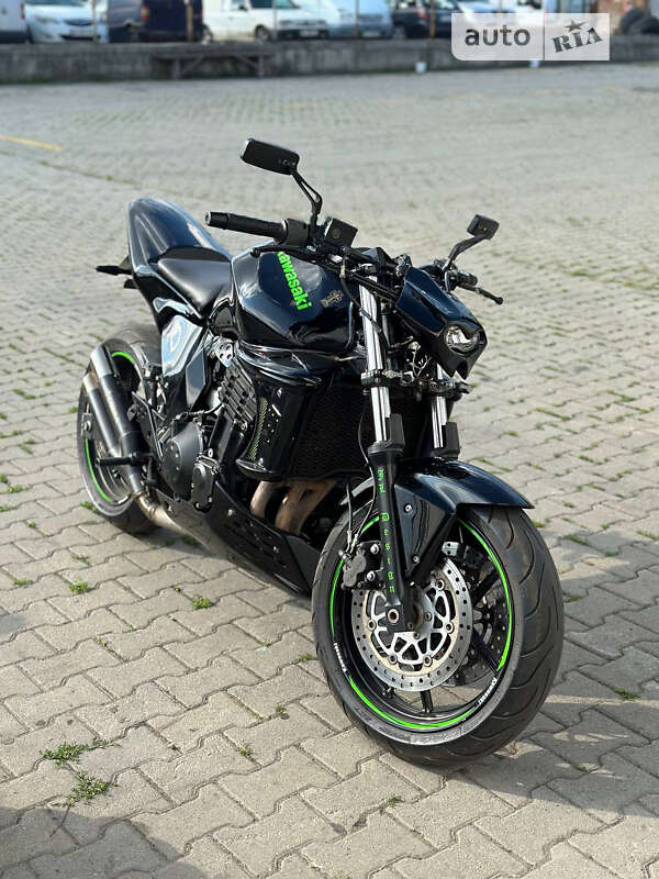 Kawasaki ZR 2004