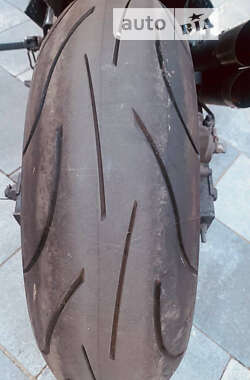 Мотоцикл Спорт-туризм Kawasaki ZR 2004 в 