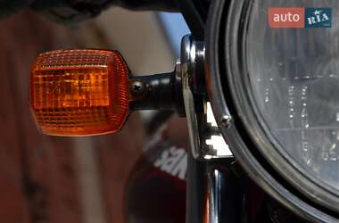 Мотоцикл Классик Kawasaki ZR 2001 в 