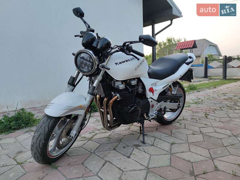 Мотоцикл Без обтекателей (Naked bike) Kawasaki ZR 2001 в Кельменцах фото 5 Мотоцикл Без обтекателей (Naked bike) Kawasaki ZR 2001 в Кельменцах