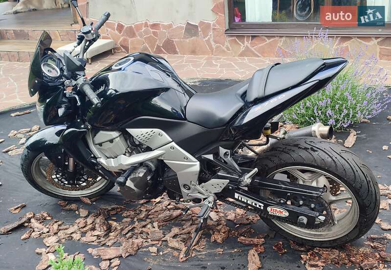 Мотоцикл Классик Kawasaki ZR 2008 в Киеве