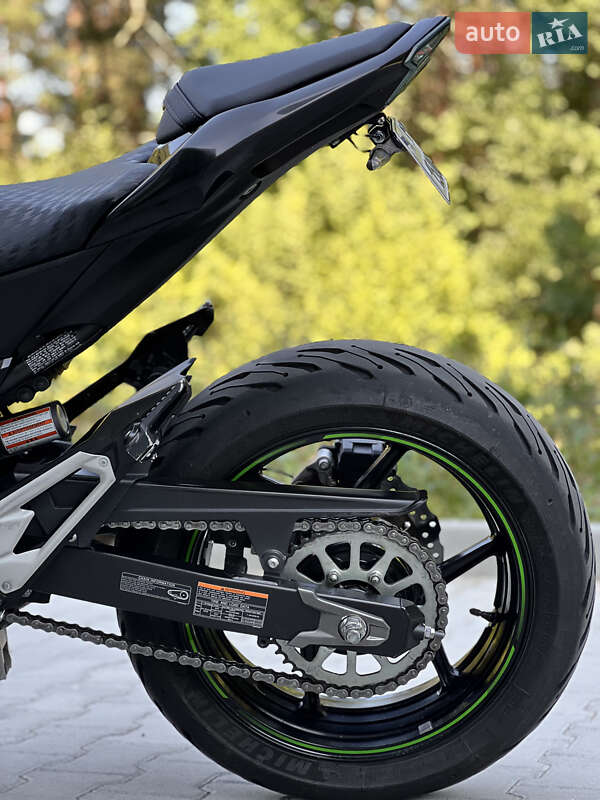 Мотоцикл Без обтекателей (Naked bike) Kawasaki ZR 2015 в Львове фото 17 Мотоцикл Без обтекателей (Naked bike) Kawasaki ZR 2015 в Львове