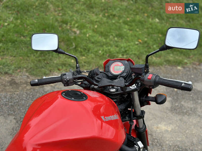 Мотоцикл Кросс Kawasaki ZR 2004 в Старом Самборе