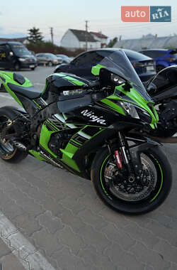Спортбайк Kawasaki ZX 10R 2016 в Чернівцях