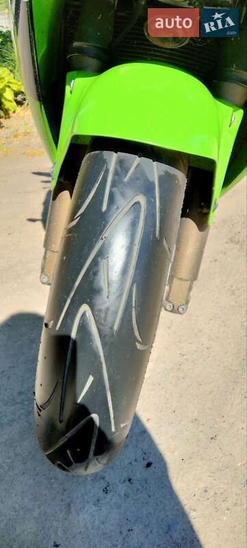 Спортбайк Kawasaki ZX 9R 2005 в Житомирі