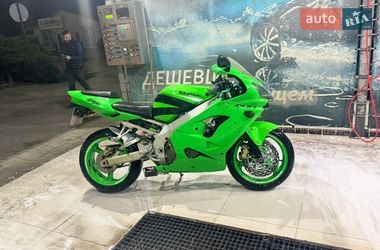 Спортбайк Kawasaki ZX 9R 2002 в Дубно