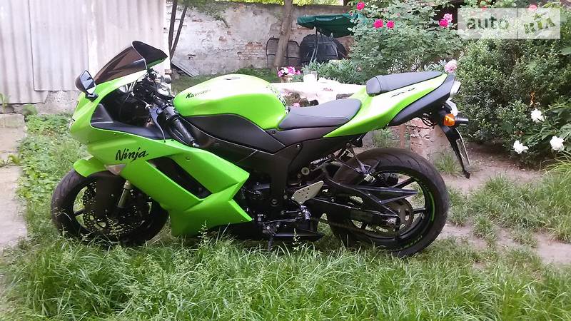 Спортбайк Kawasaki ZX 2008 в Черновцах