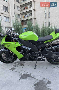 Спортбайк Kawasaki ZX 2008 в Запорожье