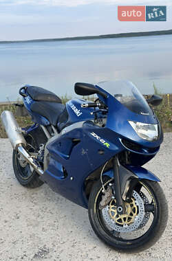 Спортбайк Kawasaki ZX 1999 в Остроге