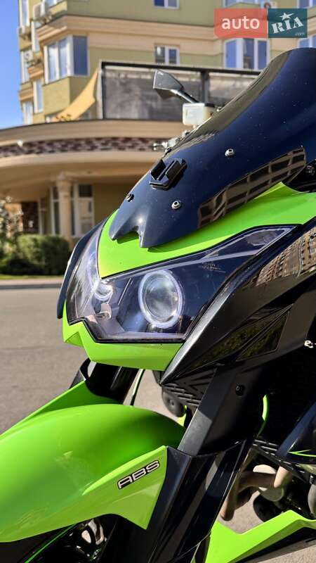 Мотоцикл Без обтікачів (Naked bike) Kawasaki ZX 2010 в Києві