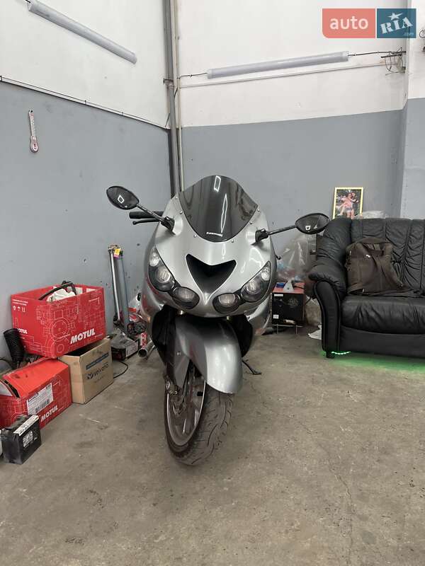 Мотоцикл Спорт-туризм Kawasaki ZZR 1400 2008 в 