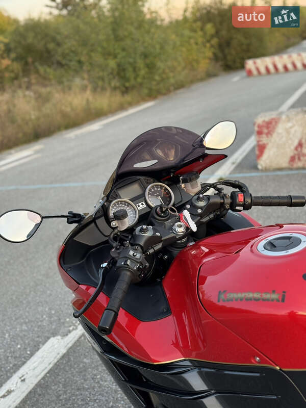 Мотоцикл Спорт-туризм Kawasaki ZZR 1400 2017 в Тернополе