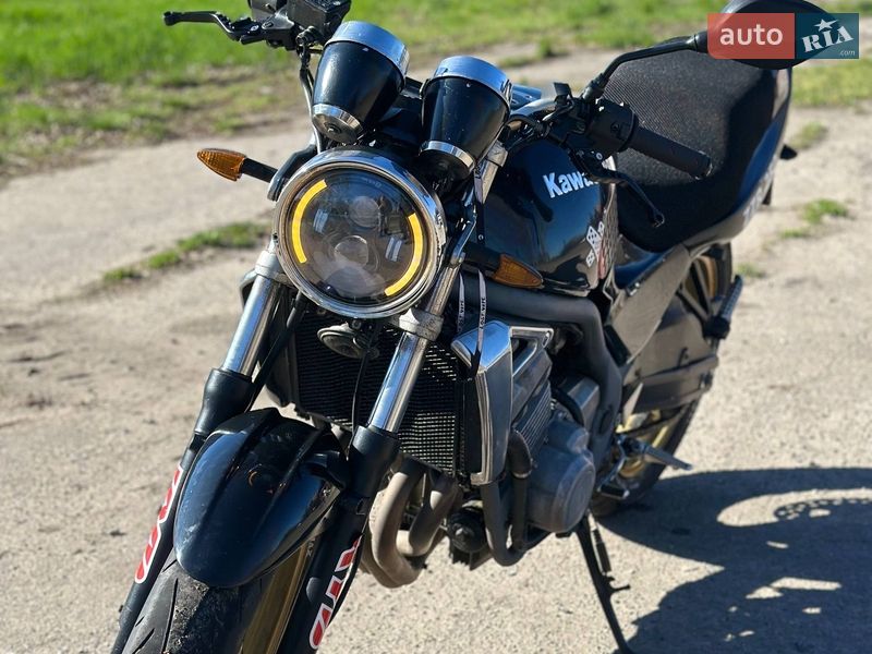 Kawasaki ZZR 250 2000 Kawasaki ZZR 250 2000