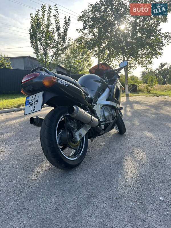 Мотоцикл Спорт-туризм Kawasaki ZZR 400-2 2000 в Бышеве