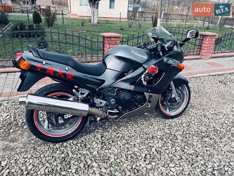 Мотоцикл Спорт-туризм Kawasaki ZZR 400 2007 в Калуше