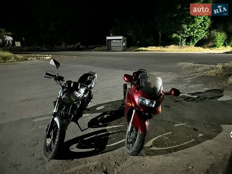 Мотоцикл Туризм Kawasaki ZZR 400 2001 в Одессе