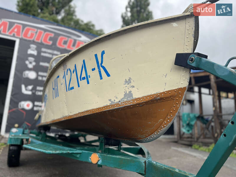 Лодка Казанка 1 1987 в Чернигове