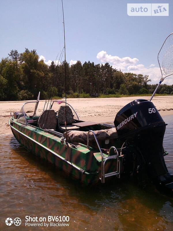 Човен Казанка 5М2 1989 в Черкасах