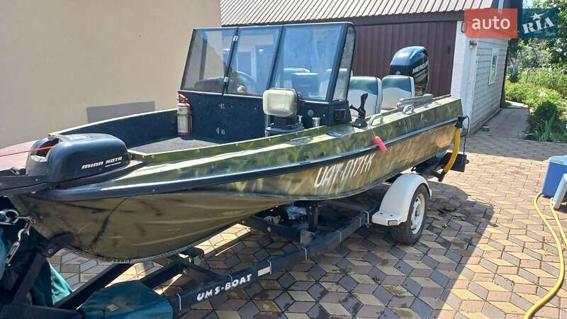 Катер Казанка 5М3 1991 в Носовке