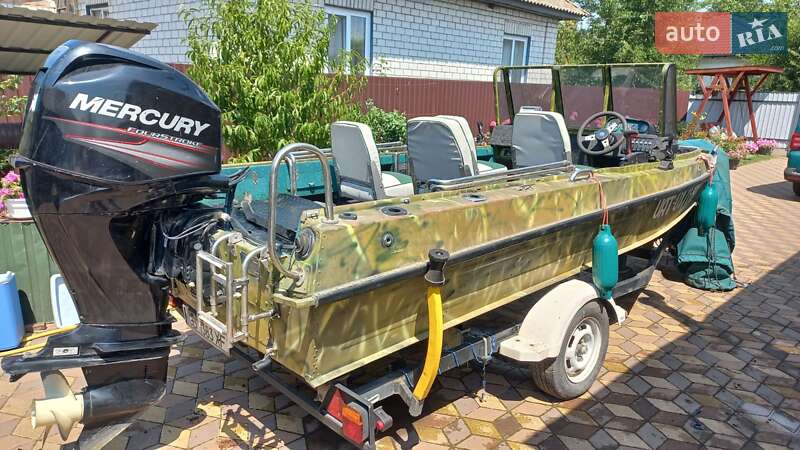 Катер Казанка 5М3 1991 в Носовке