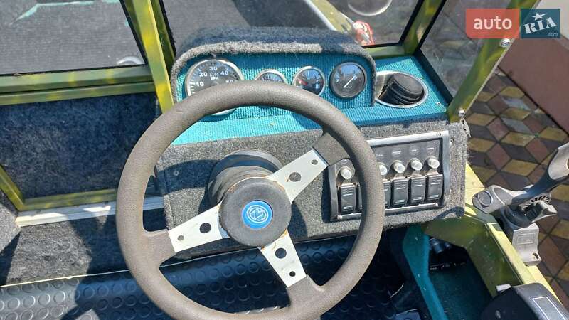 Катер Казанка 5М3 1991 в Носовке