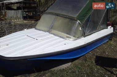 Човен Казанка 5М3 1992 в Біляївці