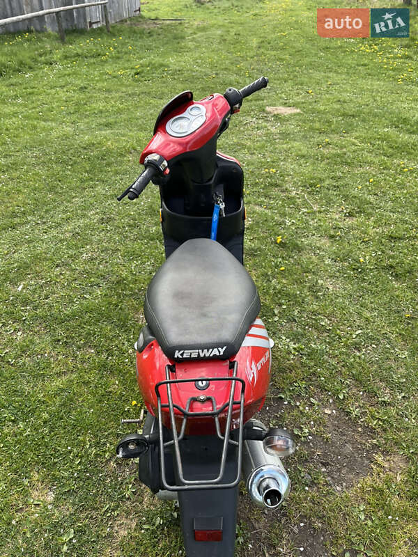 Мопеды Keeway Hurricane 2004 в Ланчине