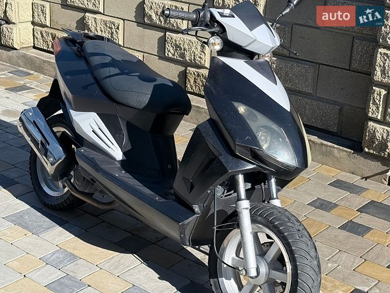 Мопеды Keeway Matrix 2007 в Остроге