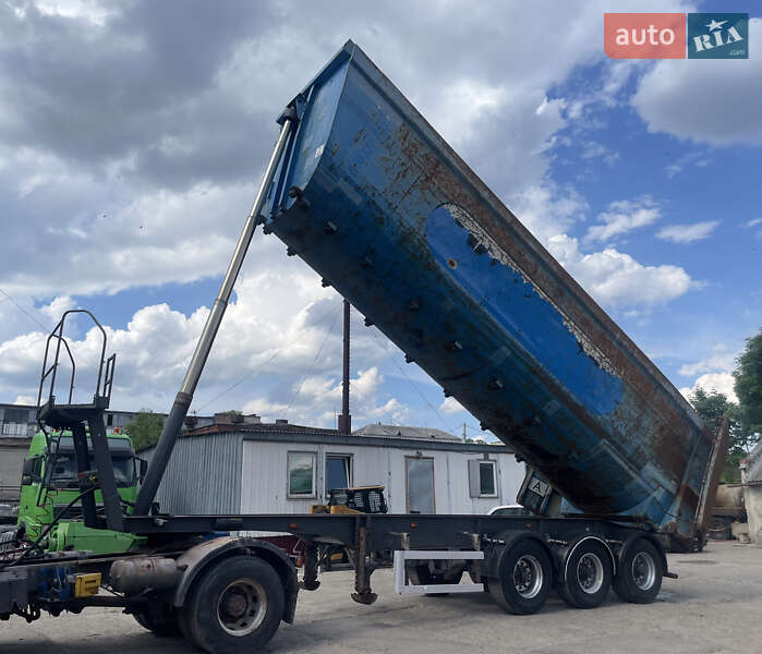 Самоскид напівпричіп Kempf SKD 34-3 2003 в Львові