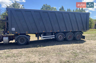 Самосвал полуприцеп Kempf SKD 34-3 2001 в 