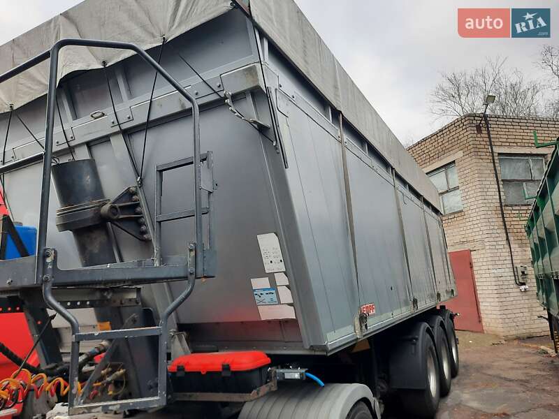 Самосвал полуприцеп Kempf SKM 2012 в Черкассах