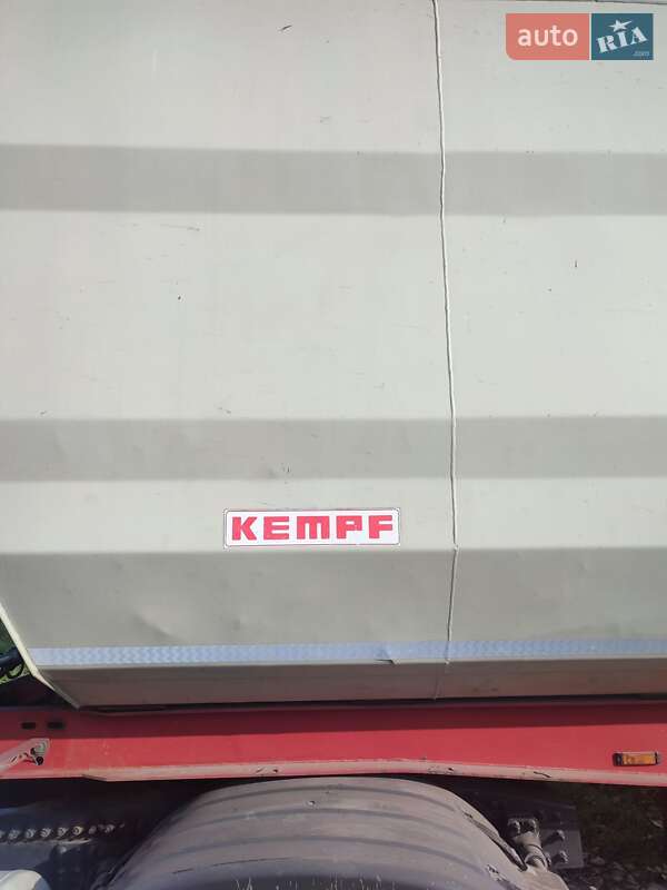 Самоскид напівпричіп Kempf SKM 2011 в Тячеві