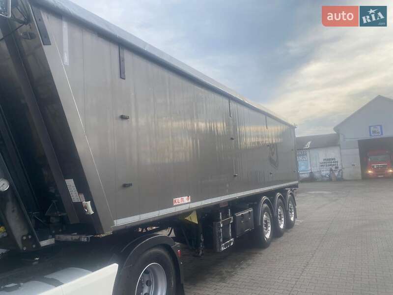 Самосвал полуприцеп Kempf SKM 2017 в Коломые