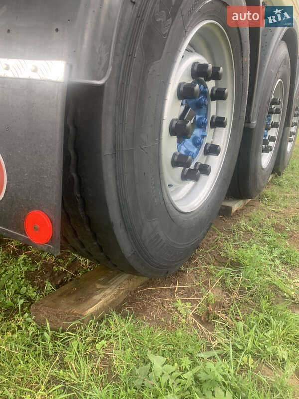 Самосвал полуприцеп Kempf SKM 2010 в Ужгороде