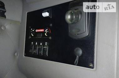Тягач Kenworth T2000 2002 в 